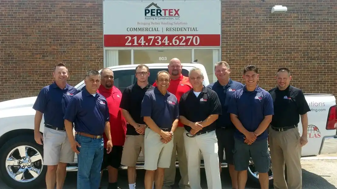 PERTEX Roofing team group photo